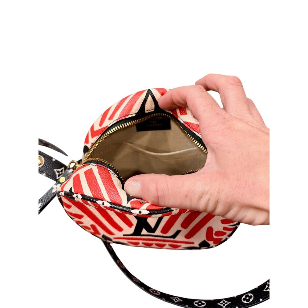 Authentic Louis Vuitton Boite Chapeau Handbag, Red & Blue, Excellent - Picture 4 of 4